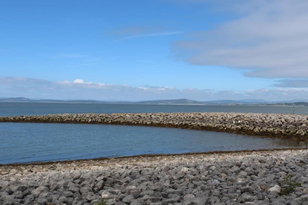 Modern And Comfortable In Morecambe